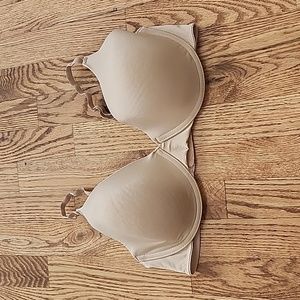 (40D) Neutral Classic Bra Lightly Padded Underwire Support Staple Everyday Wear